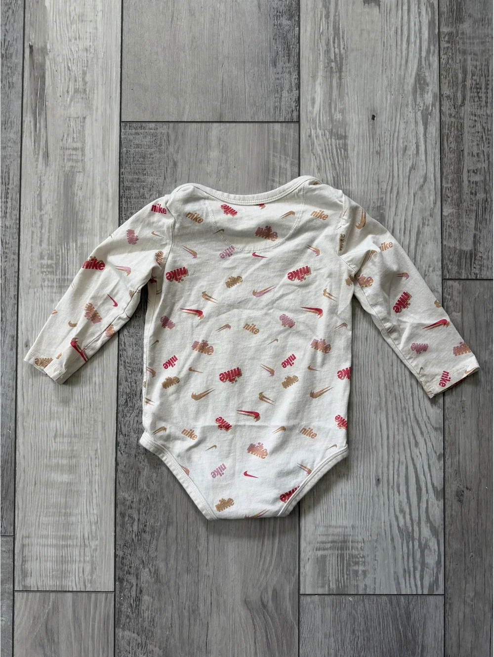 Nike 2 piece Matching set thermal waffle speckled bottoms size 24 months